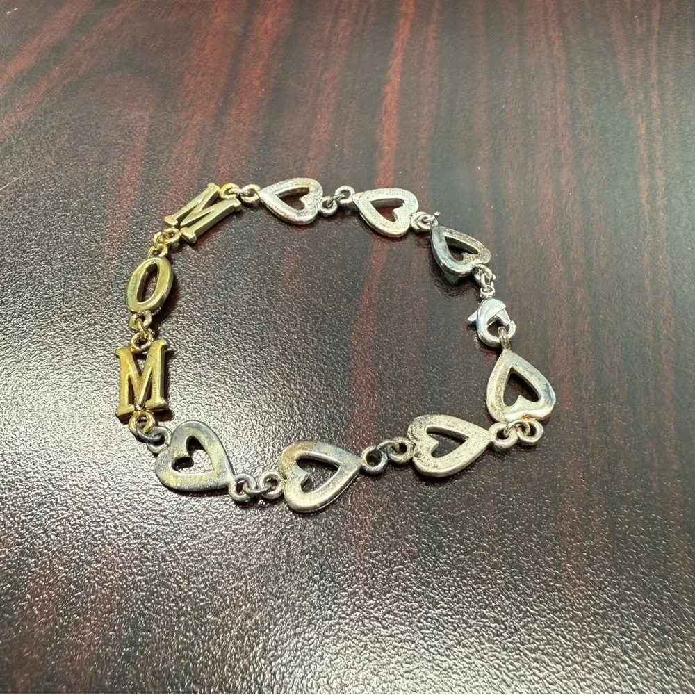 Avon “Hearts of Mom”  size large Intricate Link Bracelet